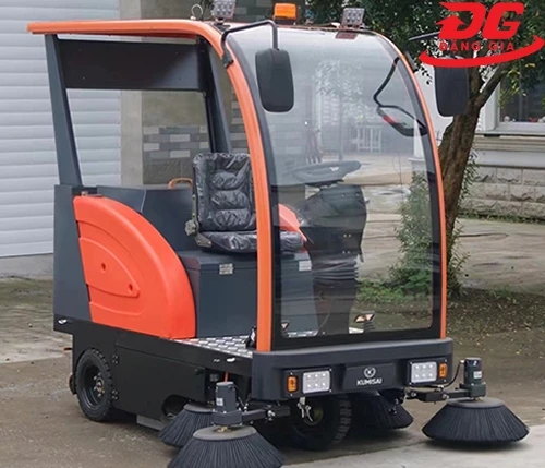 Xe quét nhà xưởng Kumisai KMS 1900 2