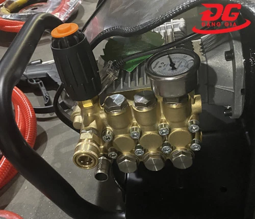 Máy phun rửa xe cao áp Kungfu KF 3.0KW 4