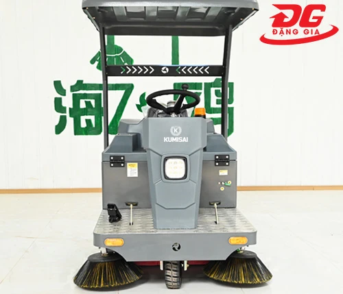 Xe quét rác ngồi lái Kumisai KMS 160E 2