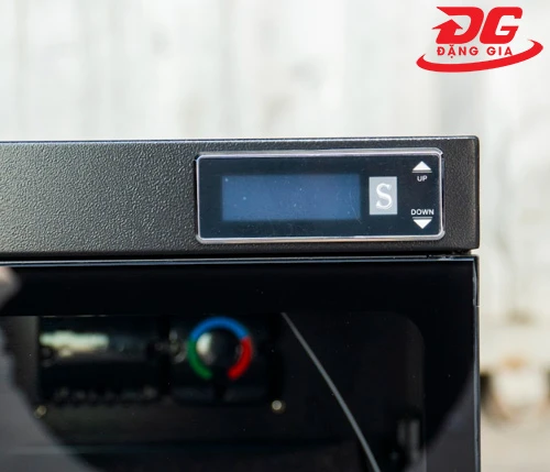 Tủ chống ẩm Kumisai DHC-30 4