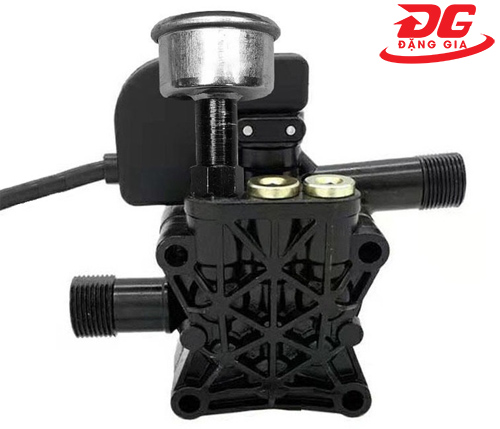 Đầu bơm máy rửa xe mini