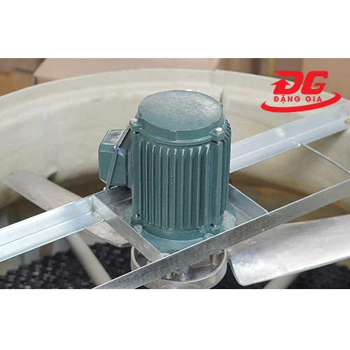 Motor tháp giải nhiệt 4