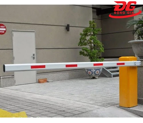Barie chắn đường Shining ST600 2