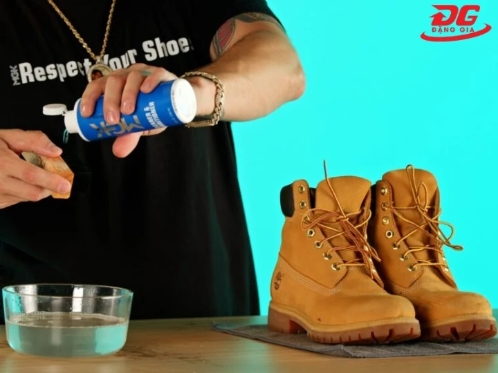 nhuom-giay-timberland-26