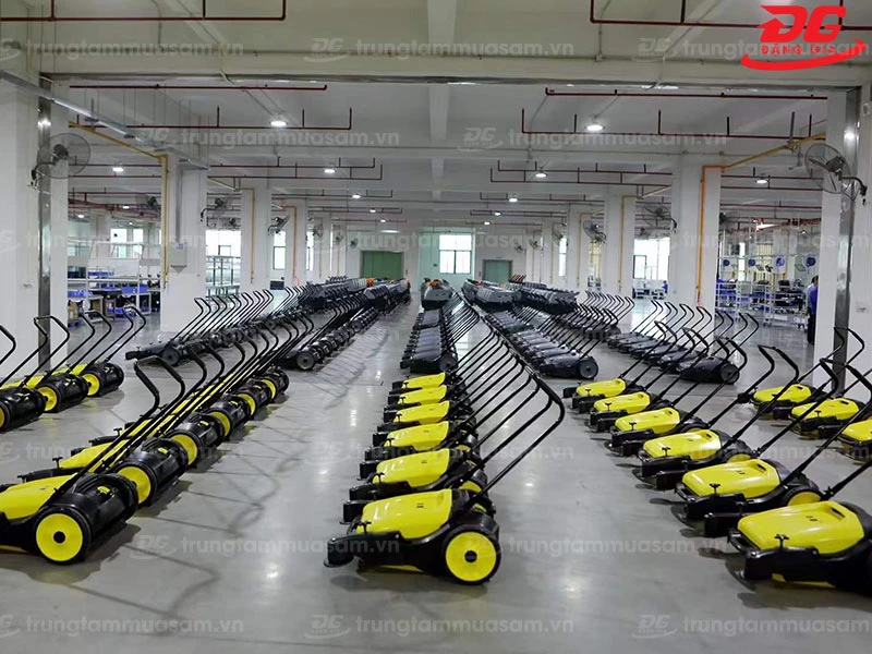 xe quét rác đẩy tay giá rẻ