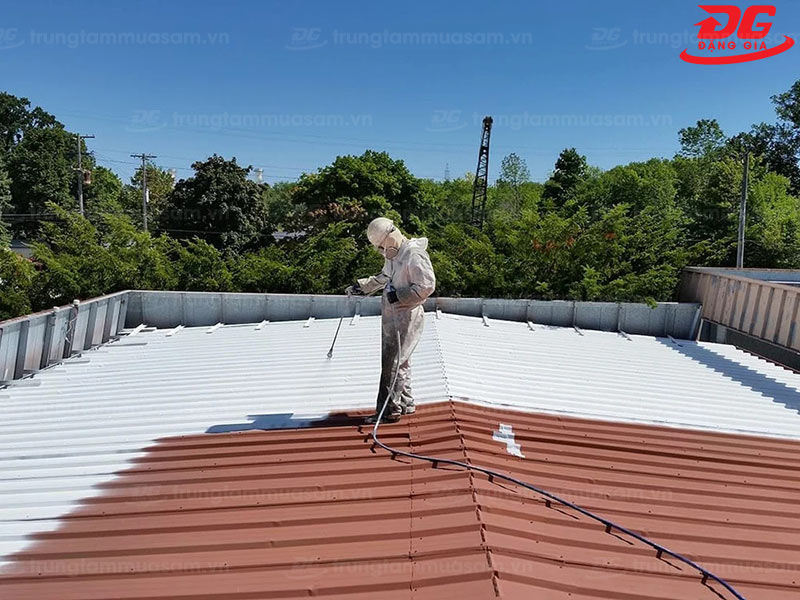 Thi công sơn cách nhiệt mái cho nhà kho, nhà xưởng công nghiệp