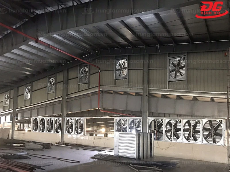 Hệ thống giải nhiệt nhà xưởng bằng quạt hút công nghiệp