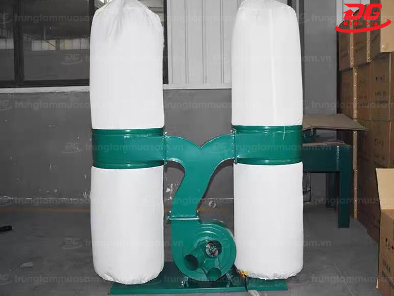 Máy hút bụi công nghiệp sử dụng 2 túi vải