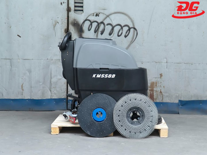 Ảnh máy chà sàn liên hợp Kumisai KMS 58B