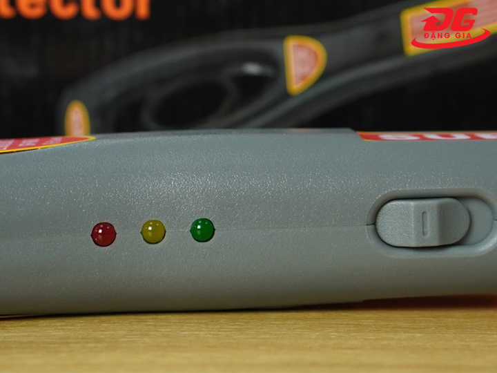 đèn báo máy dò kim loại Super Wand GP 008