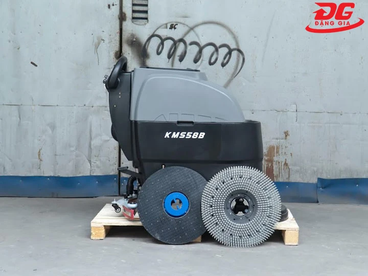 Ảnh máy chà sàn liên hợp Kumisai KMS 58B