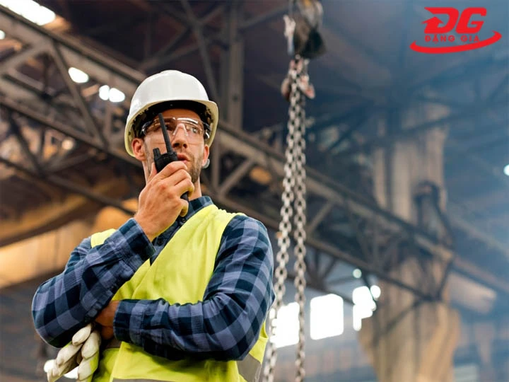 ứng dụng Máy bộ đàm Kenwood TK 100 trong nhà xưởng