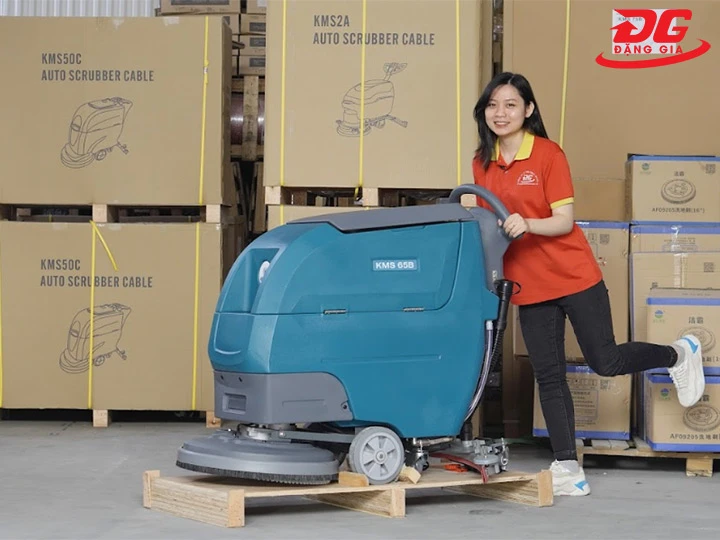 Máy chà sàn công nghiệp Kumisai KMS 65B
