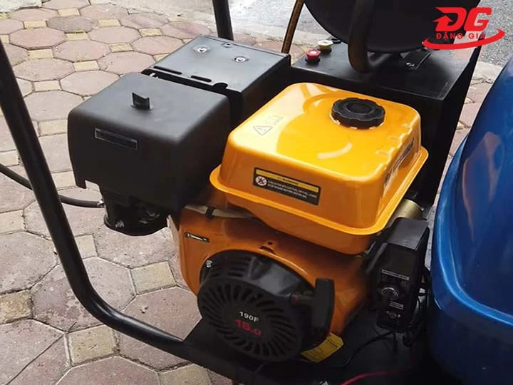 Máy rửa xe cao áp Lutian 3WZ-300T thương hiệu uy tín