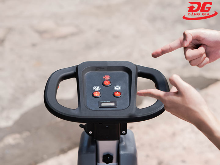 Bảng điều khiển Máy chà sàn liên hợp mini Kumisai KMS-A12