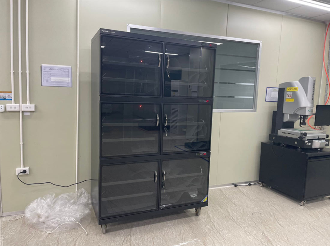 Bàn giao tủ chống ẩm Dry Cabi DHC 1200 cho Công ty TNHH Dịch vụ Logistics DHD