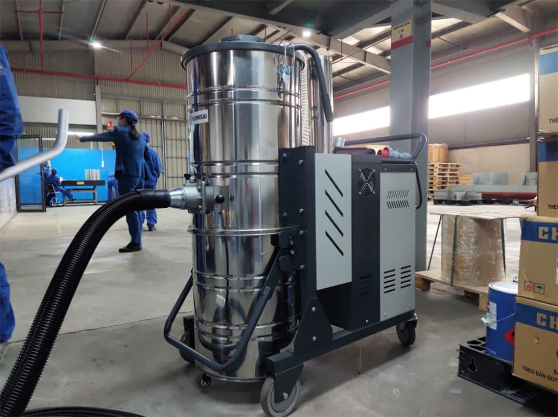 Cung cấp máy hút bụi Kumisai KMS100 cho xưởng gia công gỗ