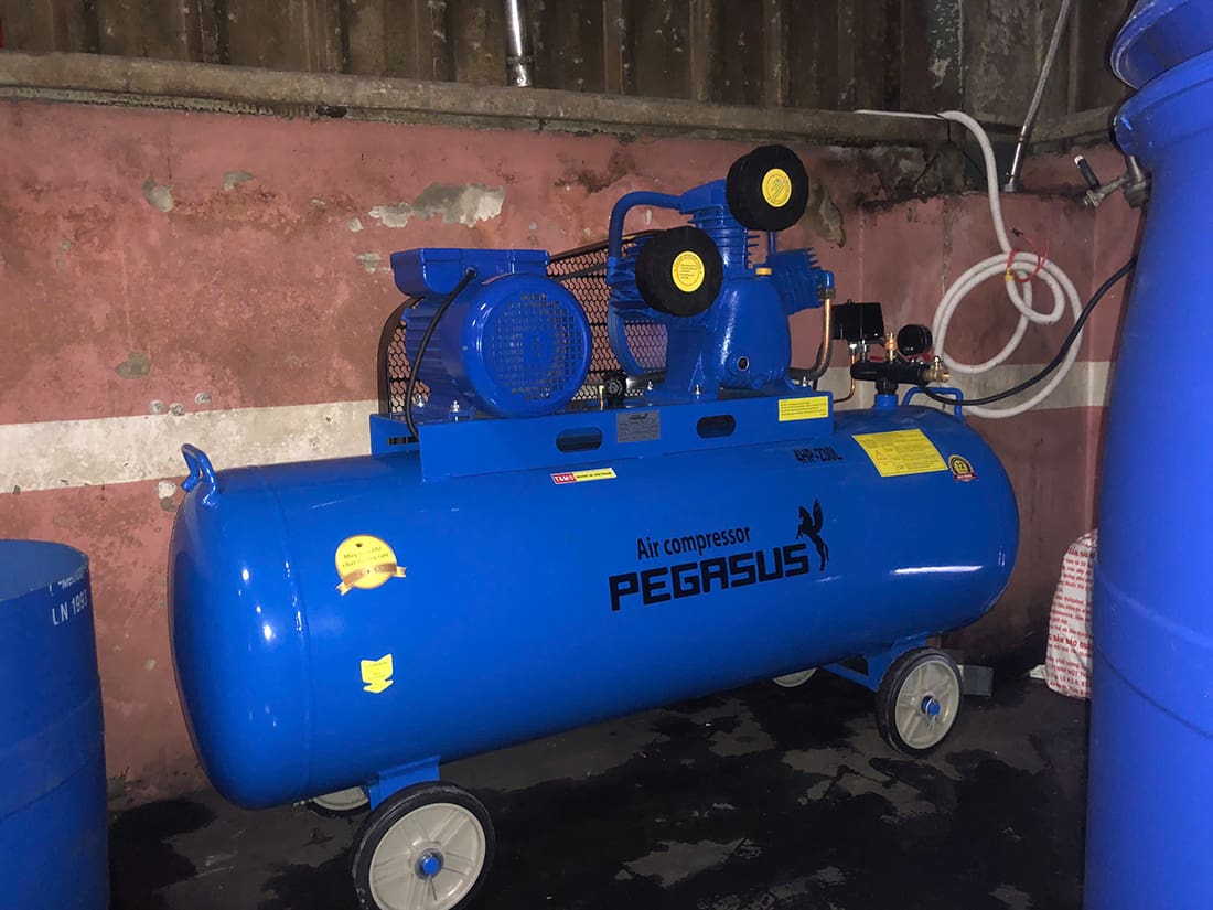 Lắp đặt & giao máy nén khí piston Pegasus 4HP 230L cho xưởng nhôm kính Minh Đức