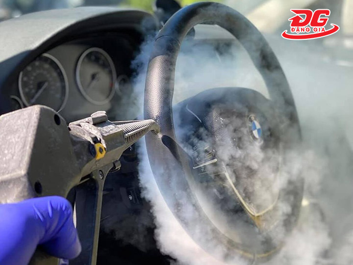 Rửa xe Thái Phiên