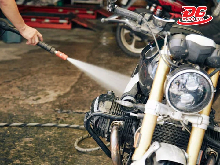 Rửa Xe Tý Xíu