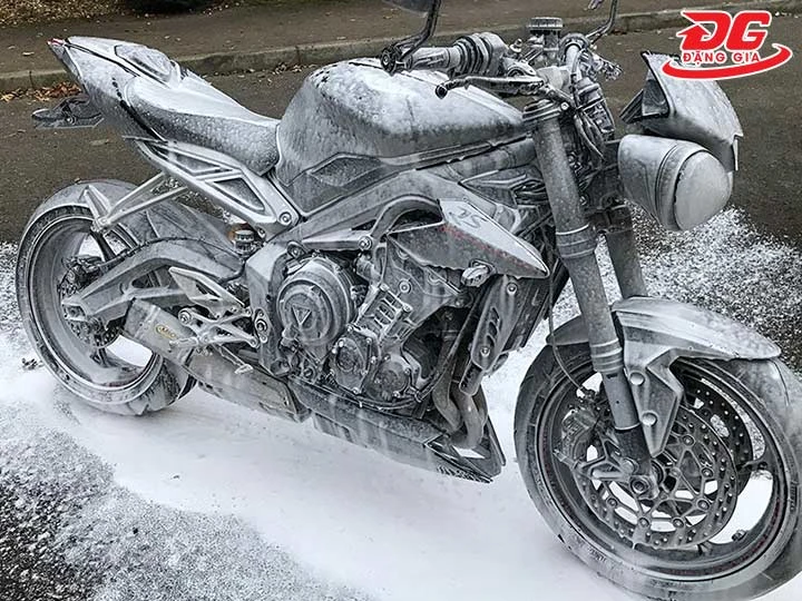 Rửa xe Viết