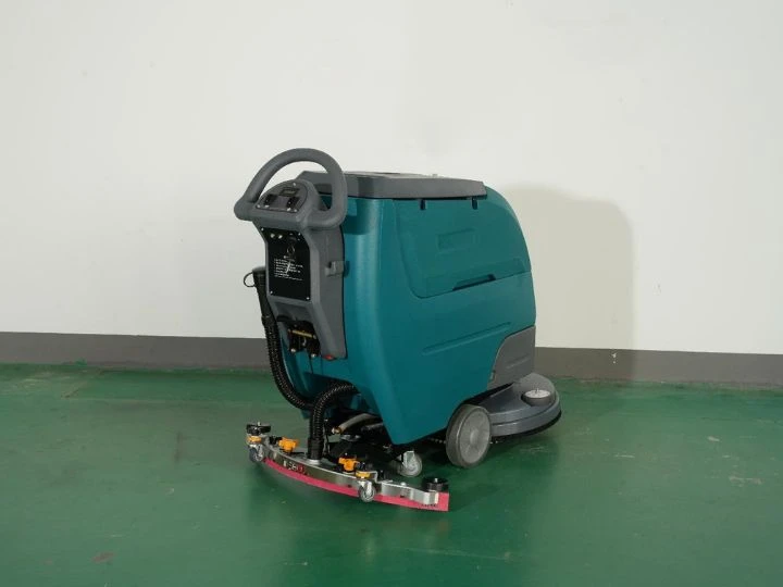 Sân vận động tỉnh Bình Dương nhận bàn giao máy chà sàn Kumisai KMS 65C 5