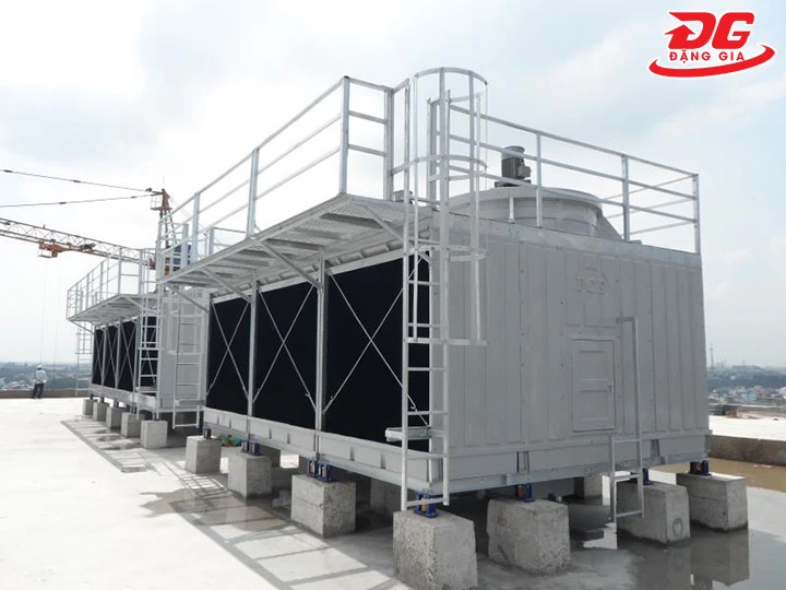 Tháp hạ nhiệt PoongCheon