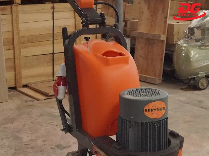 Thùng nước máy mài sàn bê tông Karva KVG-12