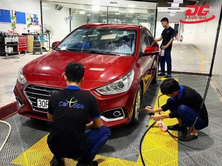 Tiệm rửa xe Nam Từ Liêm Delta Car Spa