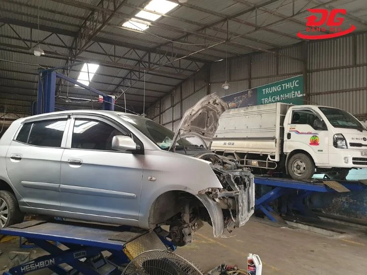Tiệm rửa xe Gara AM Nam Từ Liêm