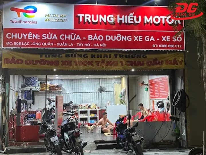 Tiệm rửa xe Tây Hồ Trung Hiếu