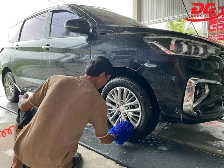 Tiệm rửa xe Tây Ninh Hoàng Đạt