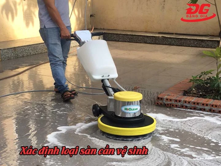 Xác định loại sàn cần vệ sinh