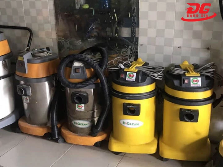 máy hút bụi công nghiệp cũ