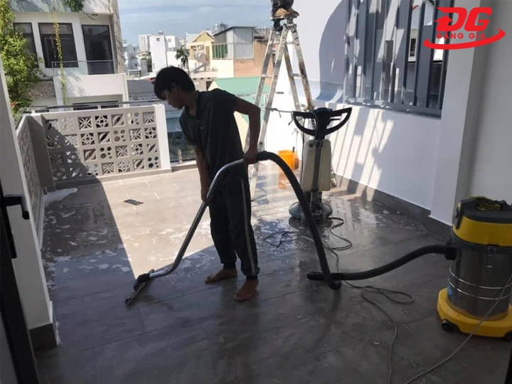 Máy làm thoát bụi ngược ra ngoài