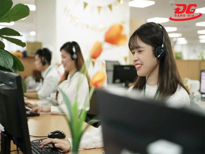 Dịch vụ tư vấn và hỗ trợ khách hàng