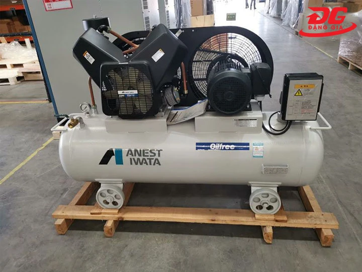Máy nén khí không dầu Iwata