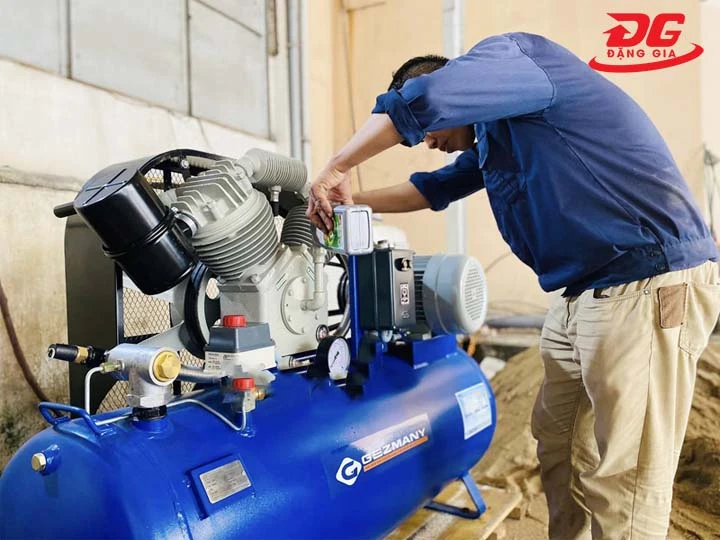 kiểm tra Máy nén khí lưu động