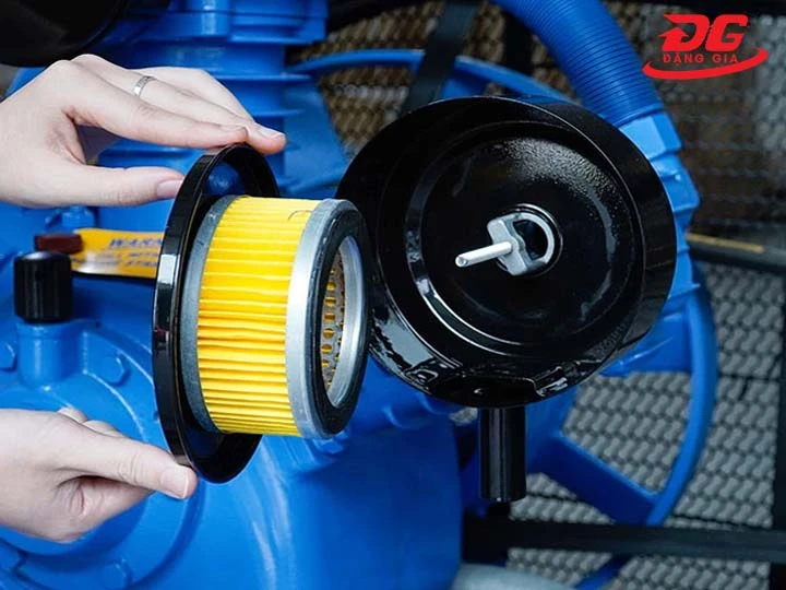 vệ sinh bộ lọc Máy nén khí lưu động