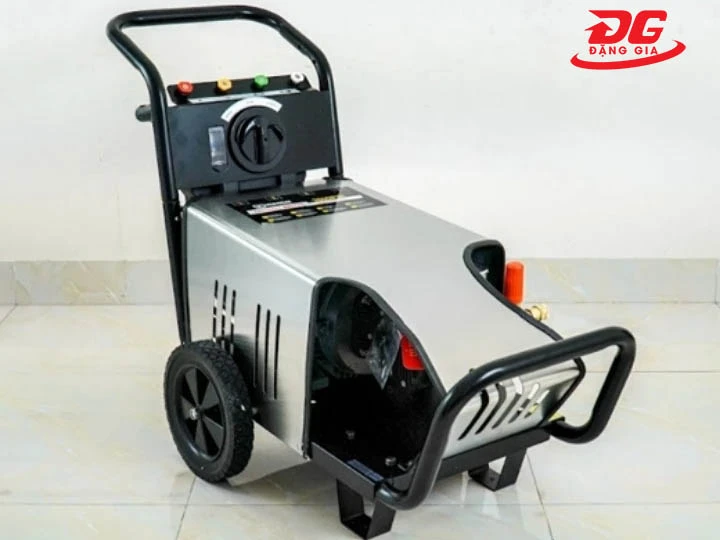 Máy phun rửa xe 7.5kW Kumisai 250/7.5