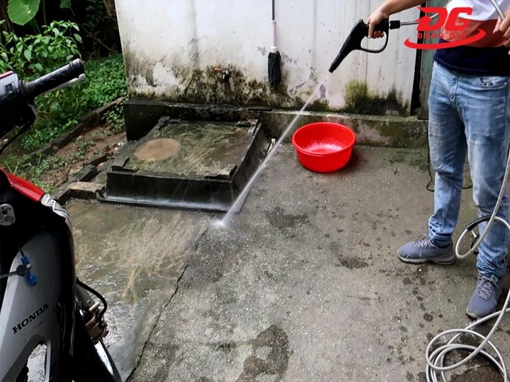 Máy rửa xe 7.5kW xịt rửa mạnh