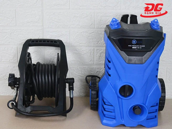 Máy xịt nước rửa xe Kachi MK104