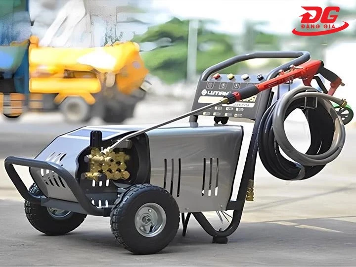 Máy xịt rửa xe tải Lutian 3600PSI - 7.5T4