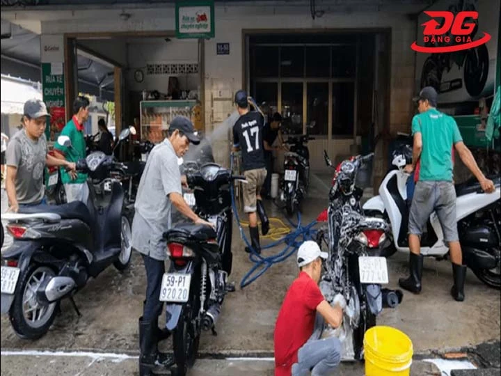 Rửa xe Thuận Thành