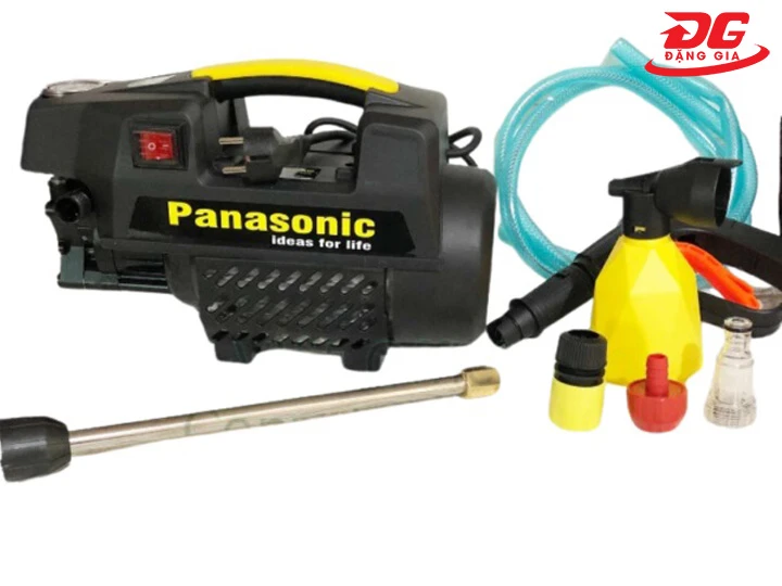 máy rửa xe Panasonic thiết kế nhỏ gọn
