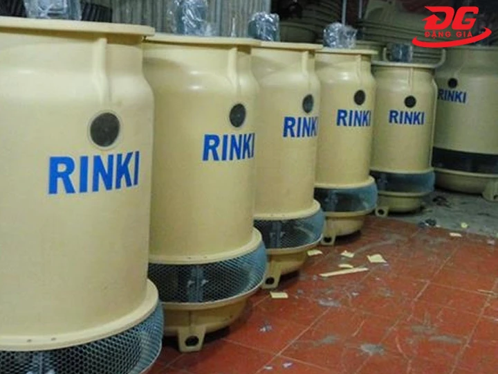 Tháp hạ nhiệt tròn Rinki FRK 10T