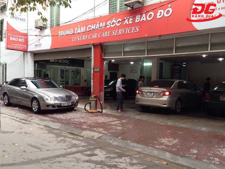 Trung tâm chăm sóc xe Báo Đỏ