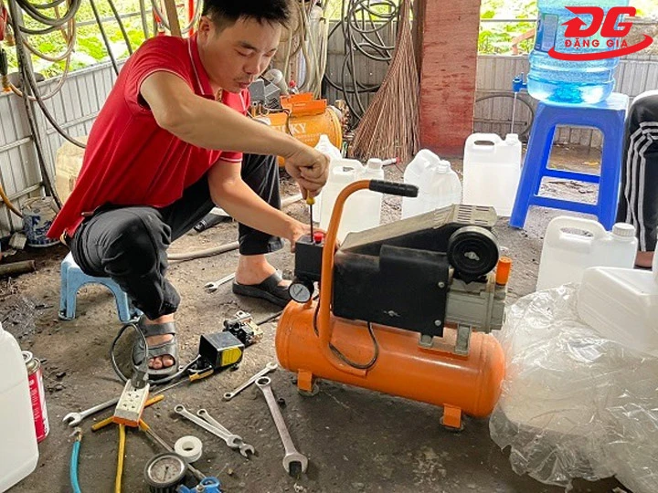 Vệ sinh Máy nén khí Yasu