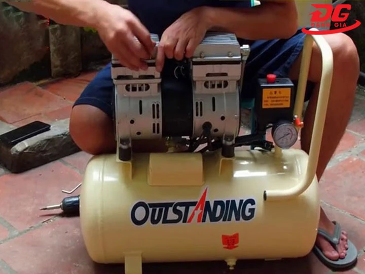 tụ điện bị hỏng khiến máy nén khí không vào hơi