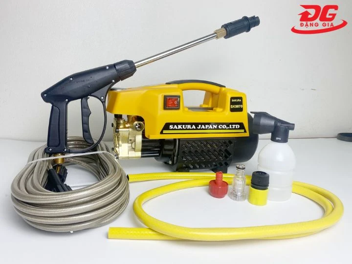 Ứng dụng máy rửa xe Sakura